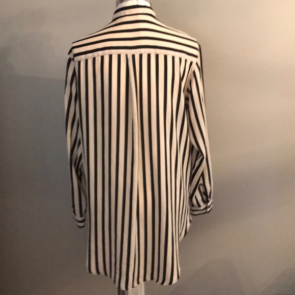 Zara black and cream button down with pockets - Picture 2 of 4